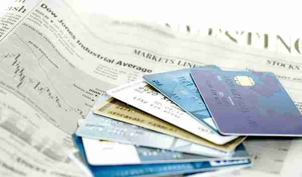 各银行的信用卡限额是多少？