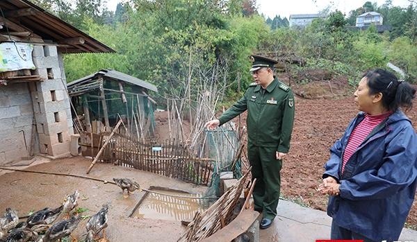 永顺县人武部开展“学习二十大精神，军民共建雨禾村”活动