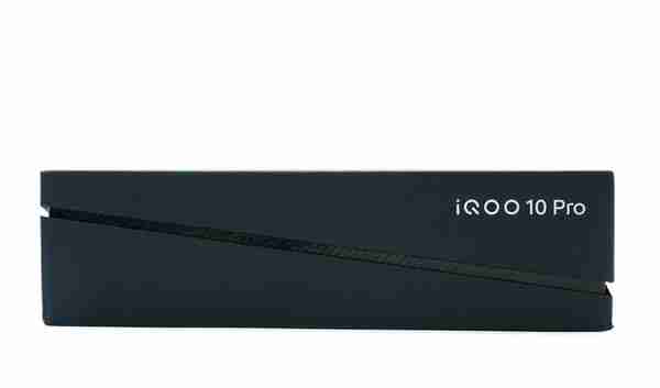200W超快闪充，轻巧无负担，iQOO 10 Pro手机开箱评测