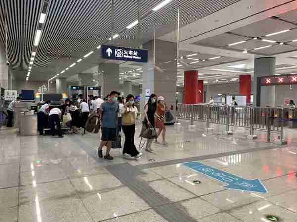 去新开的北京丰台站，坐公交还是地铁？来看这篇