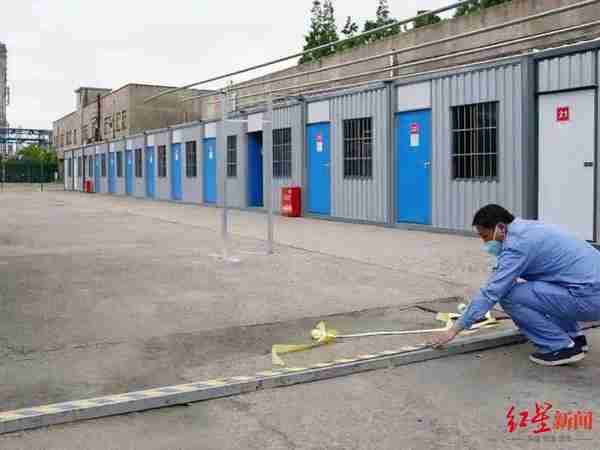 上海石化化工部发生火情 上月已开始大修改造 居民：听到3次爆炸声 闻到刺鼻气味