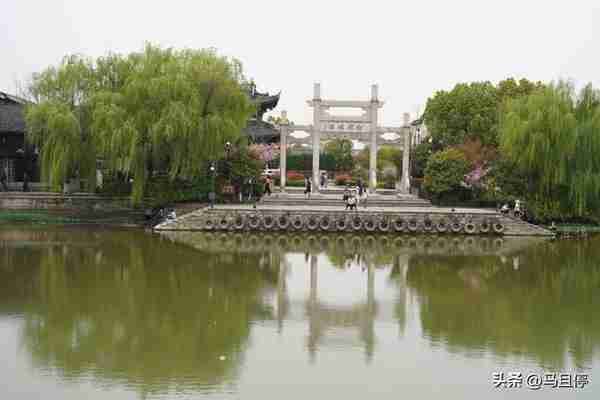 杭州周边超值得去的3座古镇,景美人少美食还很地道,11月就去旅行