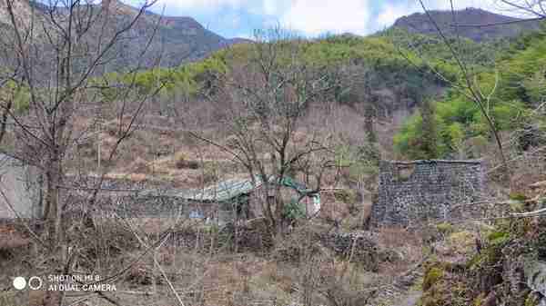 在台州黄岩与仙居交界的宁溪凉山扛车穿越到茶园村和五部半山