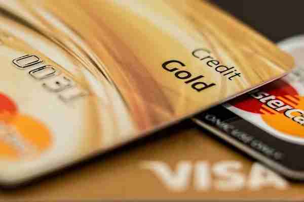 信用卡使用技巧：如何管理多张信用卡？